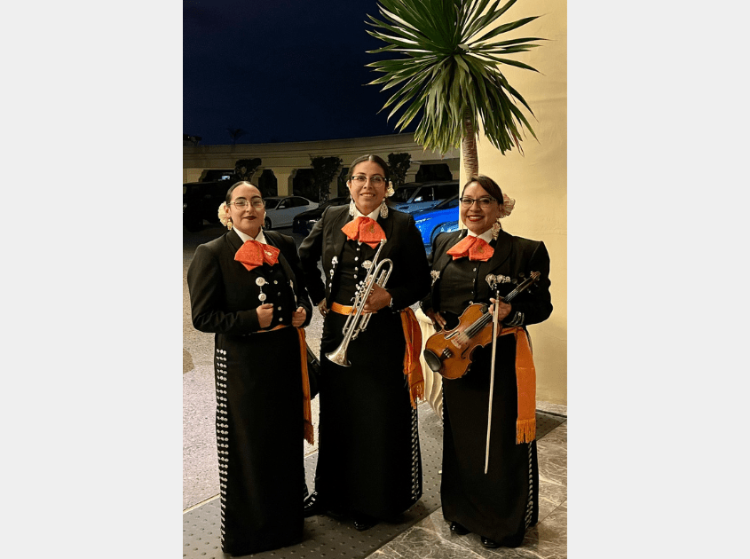mariachi-group-in-orange-county
